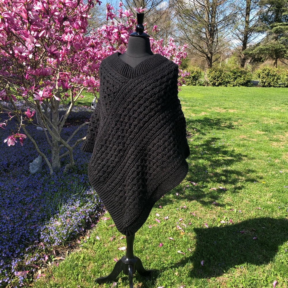 Handmade Lavena Celtic Poncho by BLD